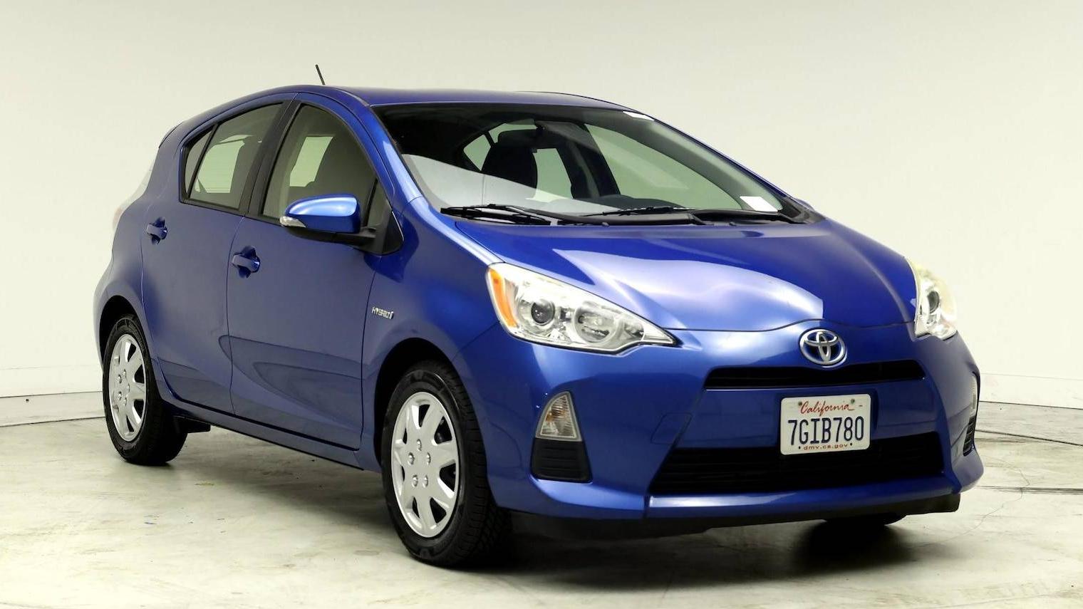 TOYOTA PRIUS C 2014 JTDKDTB33E1082684 image